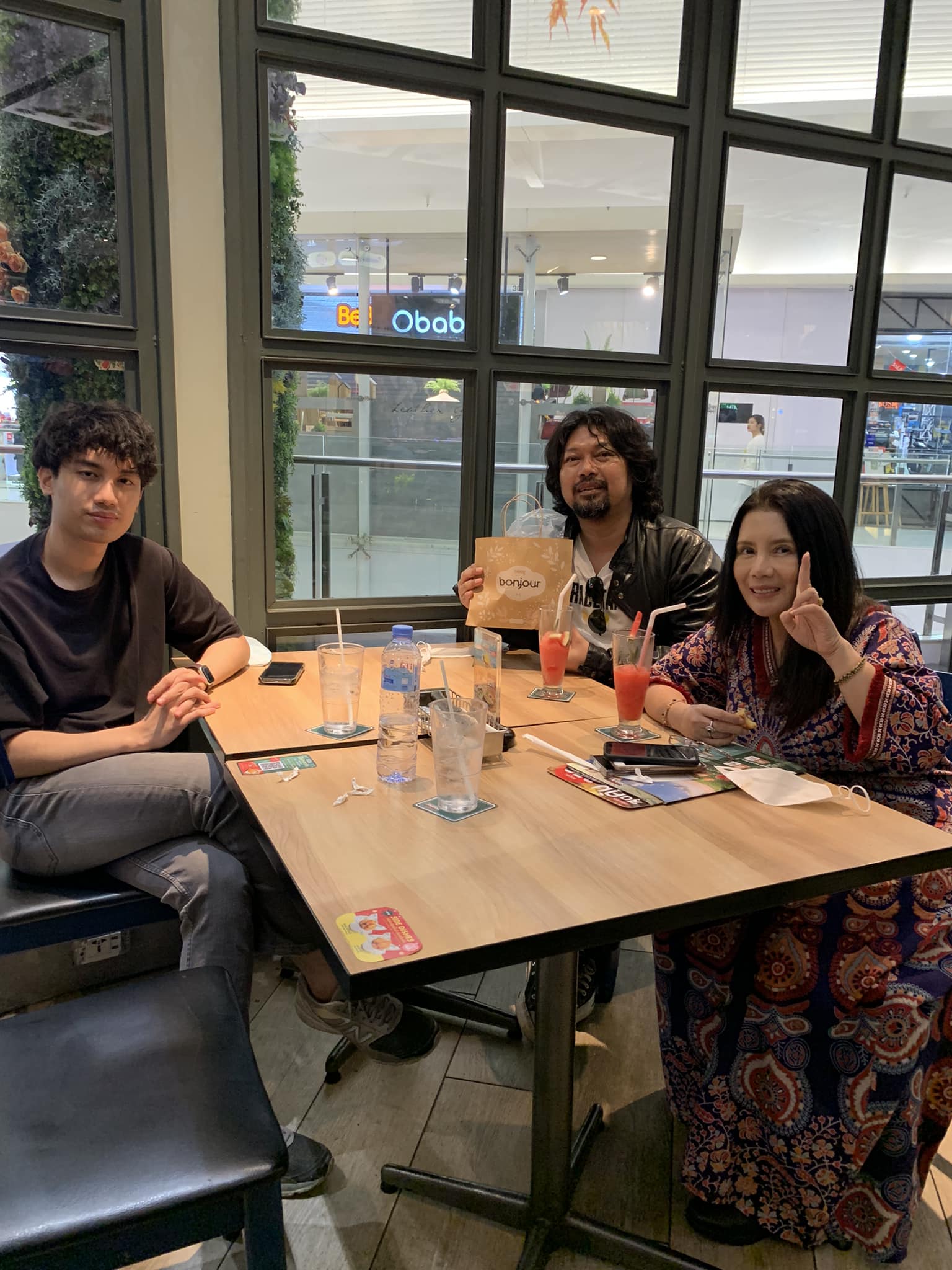 สิ้นสุดการรอคอย เสก โลโซ ลงภาพ เสือ ลูกชายได้กลับมาเจอหน้าแม่ กานต์ วิภากร