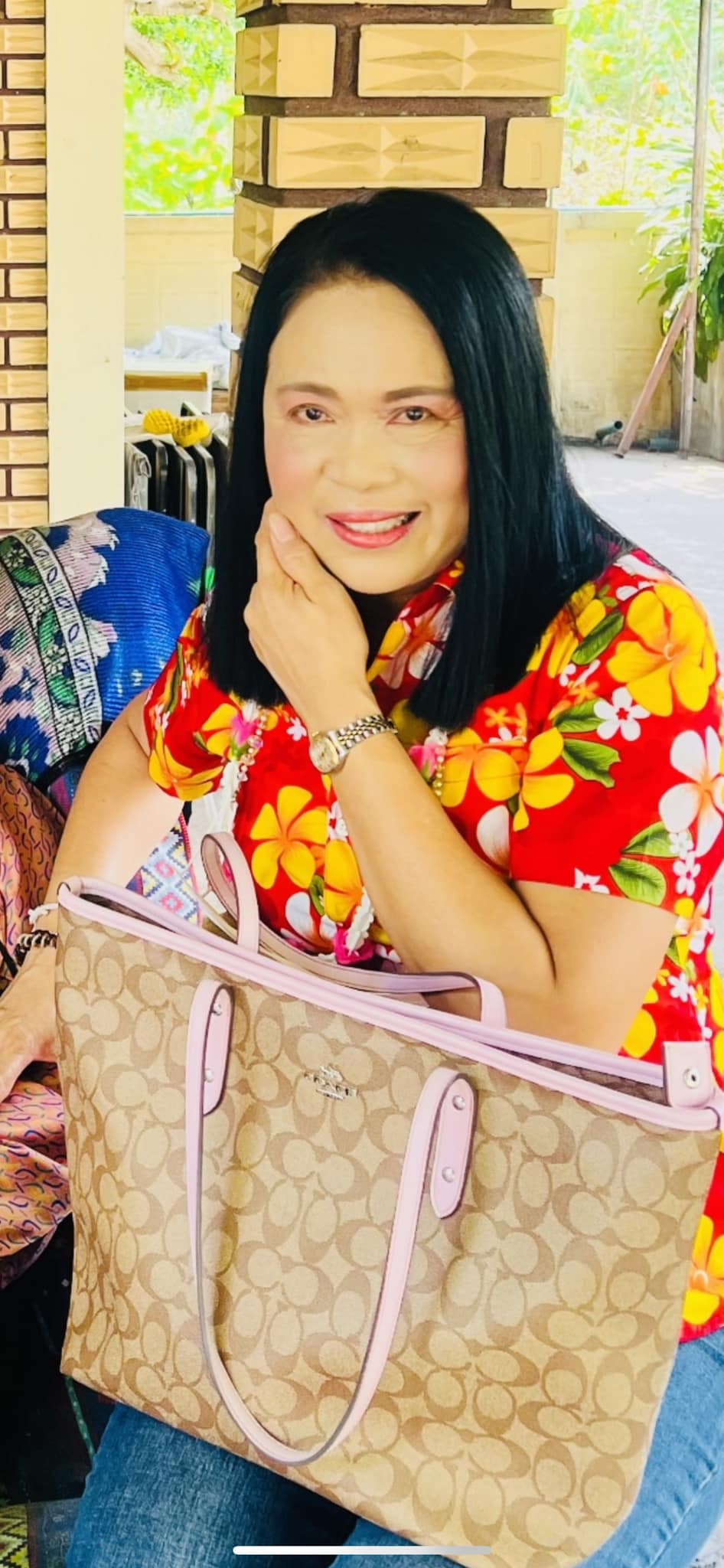 ครูปุ้ม อัปเดตอาการป่วย ครูชลธี ยังทรงตัว อยู่ในการดูแลของแพทย์อย่างใกล้ชิด