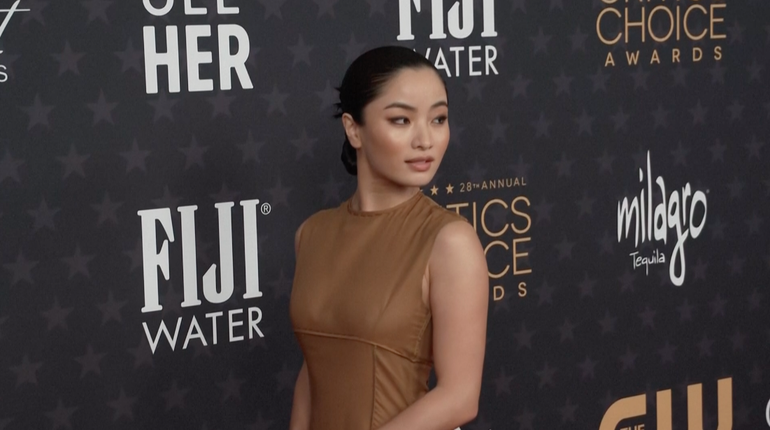 'อูยองอู' บุกสหรัฐ!! 'พัคอึนบิน' สวยสดใสบนพรมแดงงาน Critics’ Choice Awards
