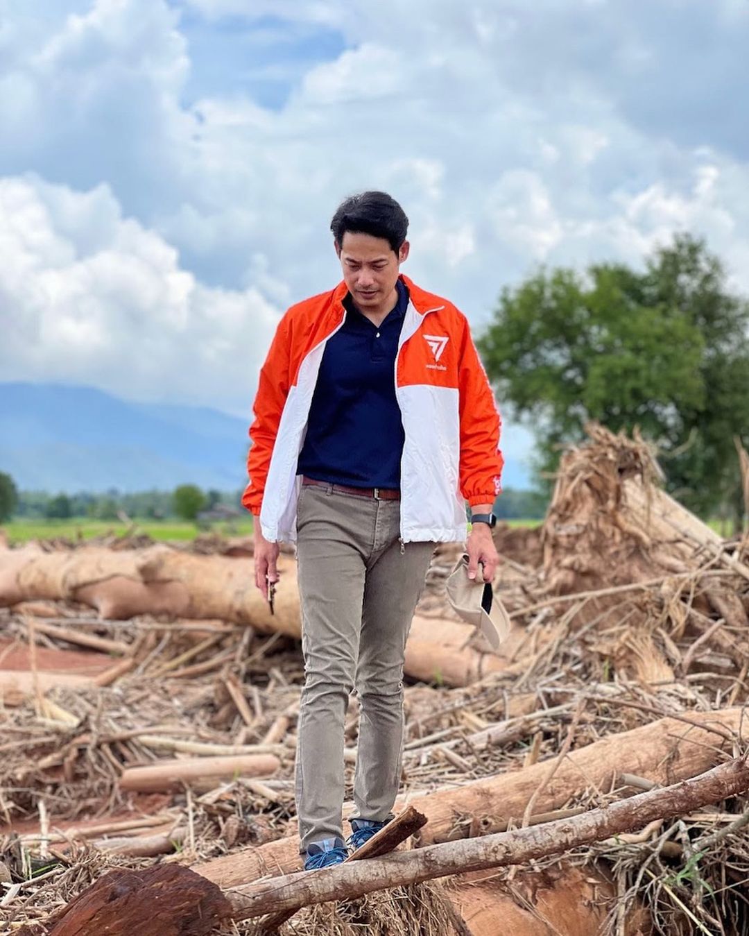 เปิดประวัติ เพชร กรุณพล จากนักแสดงมากฝีมือสู่เส้นทางนักการเมือง