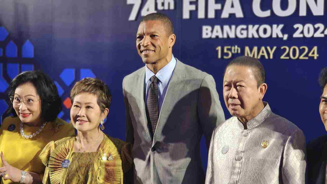 นายกฯ เปิดทำเนียบต้อนรับคณะผู้บริหารจาก FIFA อดีตดาวเตะระดับโลกร่วมงานเพียบ