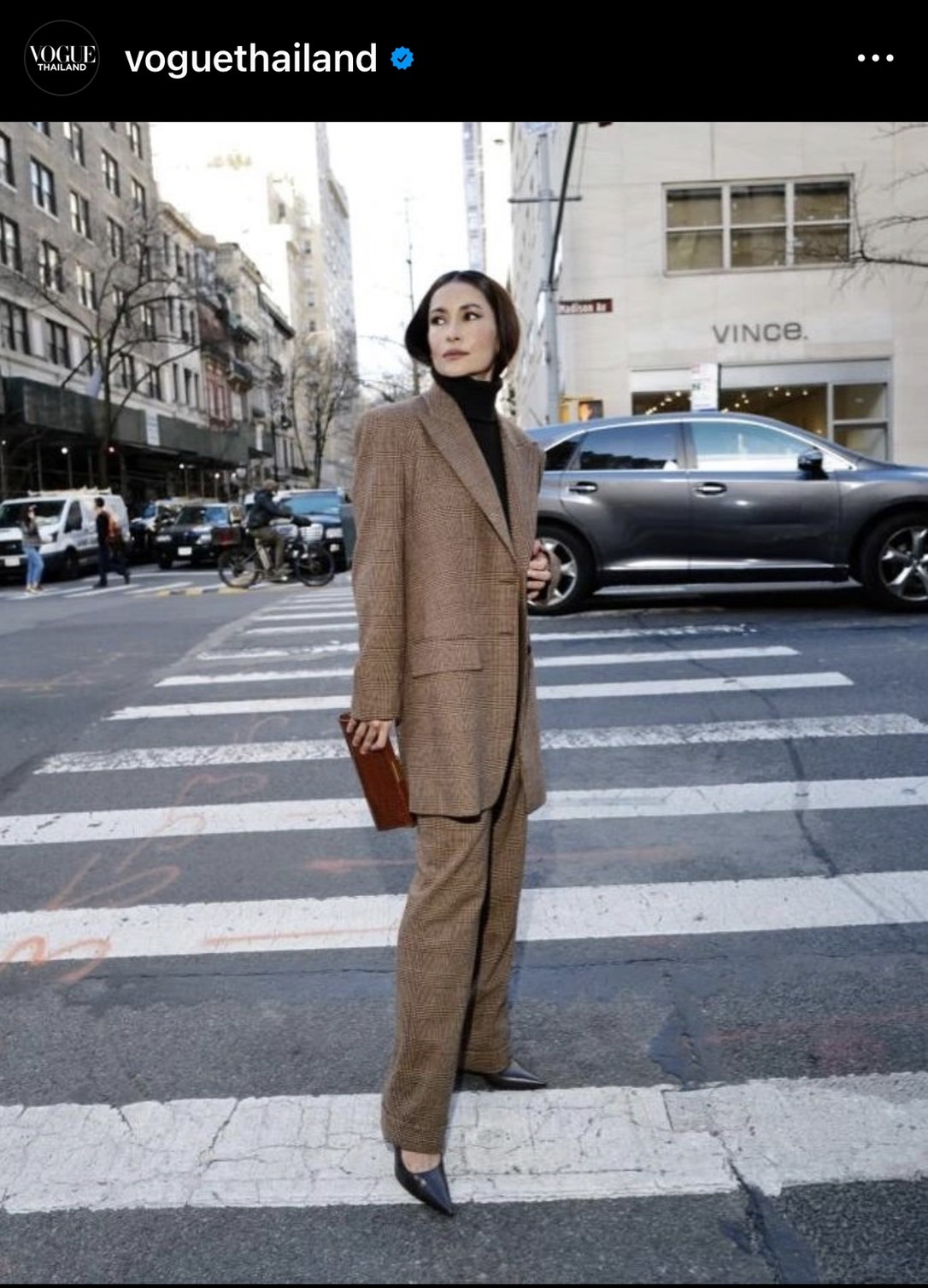 แอน ทองประสม ปังไม่หยุด!! ชมแฟชั่นโชว์กับ 2 คนดัง Katie Holmes และ Kate Hudson แอน ทองประสม ปังไม่หยุด!! ชมแฟชั่นโชว์กับ 2 คนดัง Katie Holmes และ Kate Hudson