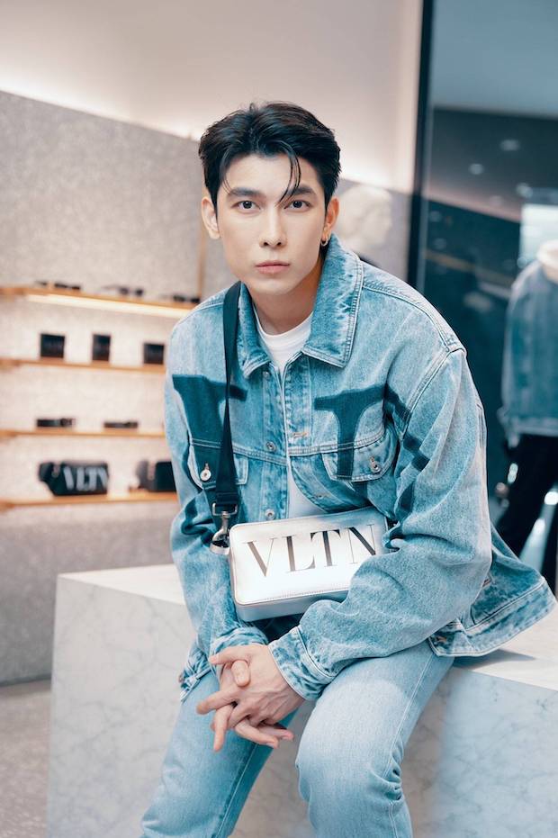 ยากจะแบ่งใจ!! “มิว ศุภศิษฏ์” ปะทะ “แพทริค - นาย INTO1” กับแคมเปญแบรนด์หรู ยากจะแบ่งใจ!! “มิว ศุภศิษฏ์” ปะทะ “แพทริค - นาย INTO1” กับแคมเปญแบรนด์หรู