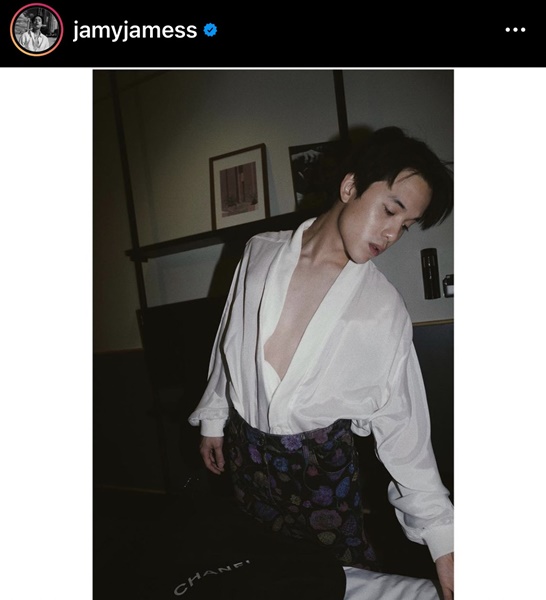 เจมส์ ธีรดนย์ เปิดค่ายเป็นชื่อตัวเอง พร้อมช่องทางในการติดตามผลงานต่างๆ 