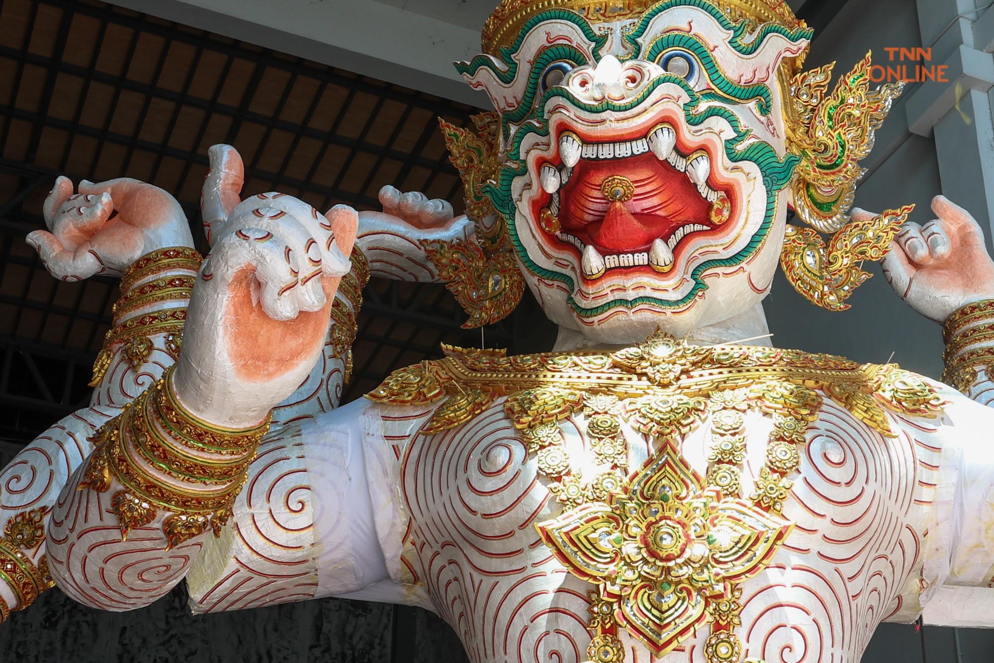 อลังการหุ่นหนุมานยักษ์ คืบหน้างานฉากโขนมูลนิธิส่งเสริมศิลปาชีพฯ อลังการหุ่นหนุมานยักษ์ คืบหน้างานฉากโขนมูลนิธิส่งเสริมศิลปาชีพฯ