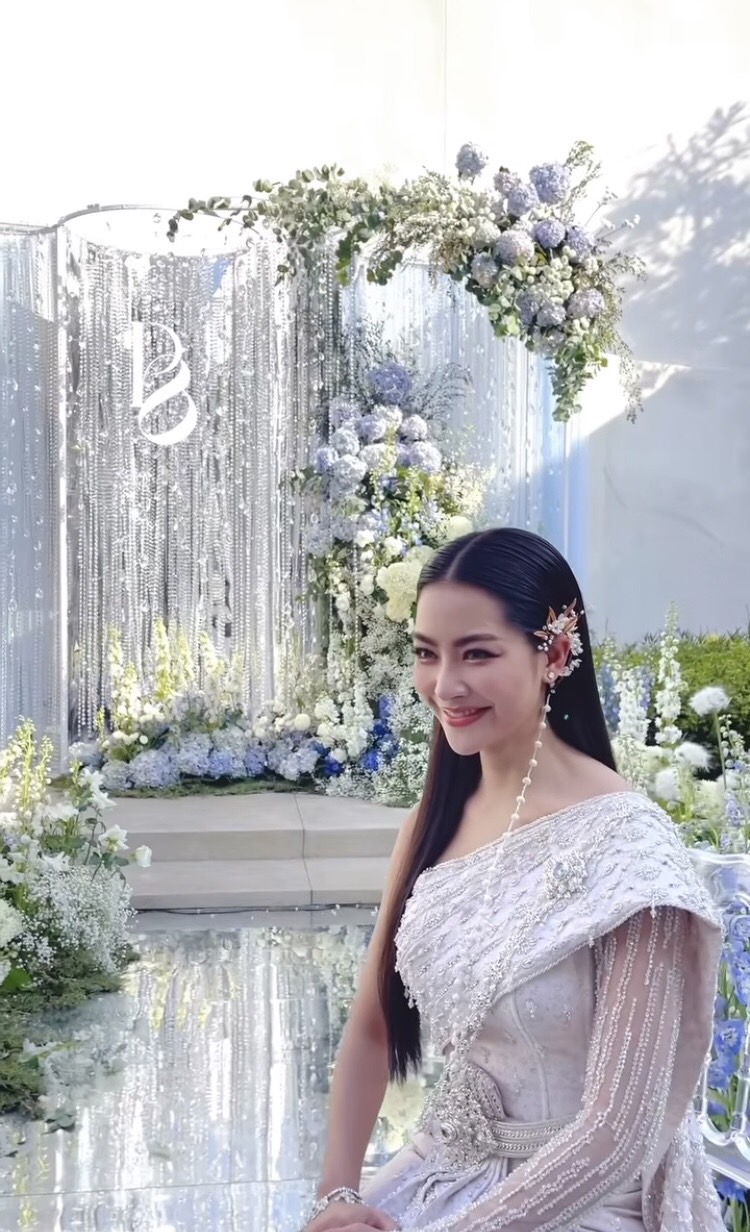 แห่ยินดี เสี่ยโบ๊ท ขนสินสอดอลังการ แต่ง  พราวฟ้า การัญชิดา 