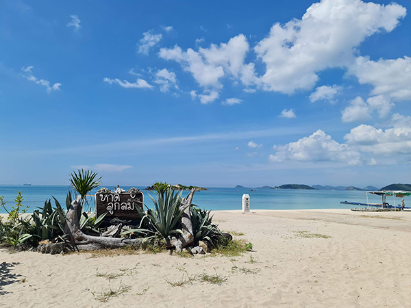 10 ทะเลใกล้กรุงเทพ วิวสวยนั่งชิวรับลมทะเล