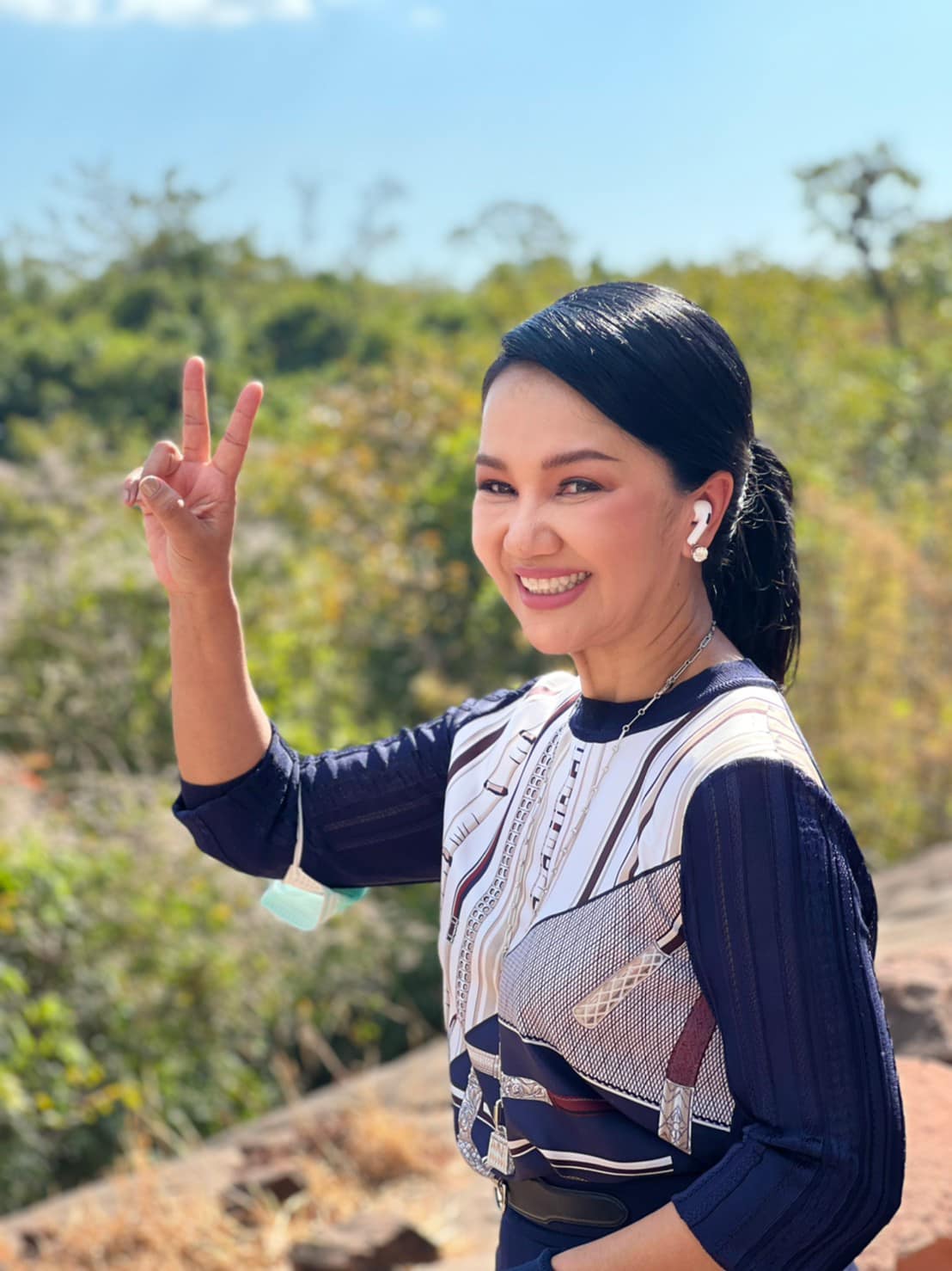 เปิดประวัติ “ครูอ้อย เข็มทิศชีวิต” คือใคร ทำไมมีชื่อเสียงโด่งดัง