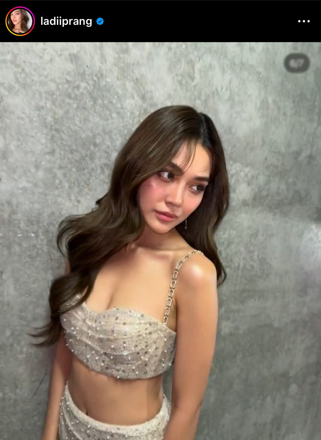 ใจเหลวแล้วแม่ เลดี้ปราง ในลุคสุดแซ่บเกินห้ามใจ ใจเหลวแล้วแม่ เลดี้ปราง ในลุคสุดแซ่บเกินห้ามใจ