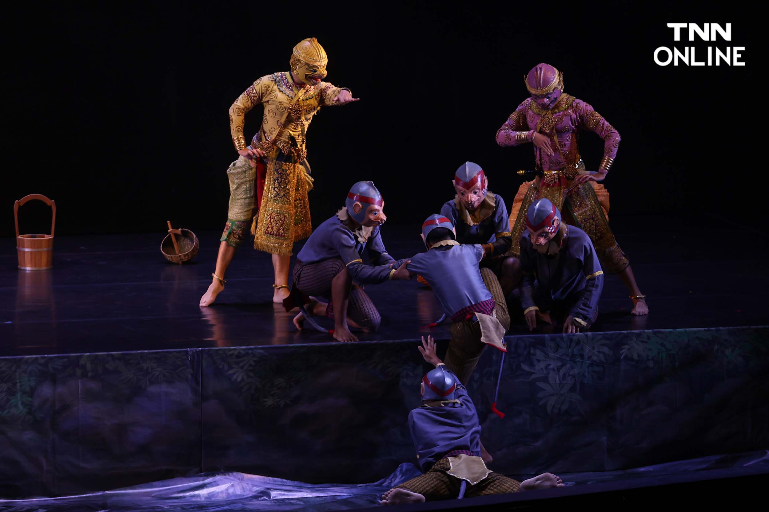 กุมภกรรณทดน้ำ เริ่มแล้วการแสดงโขนมูลนิธิศิลปาชีพฯ กุมภกรรณทดน้ำ เริ่มแล้วการแสดงโขนมูลนิธิศิลปาชีพฯ