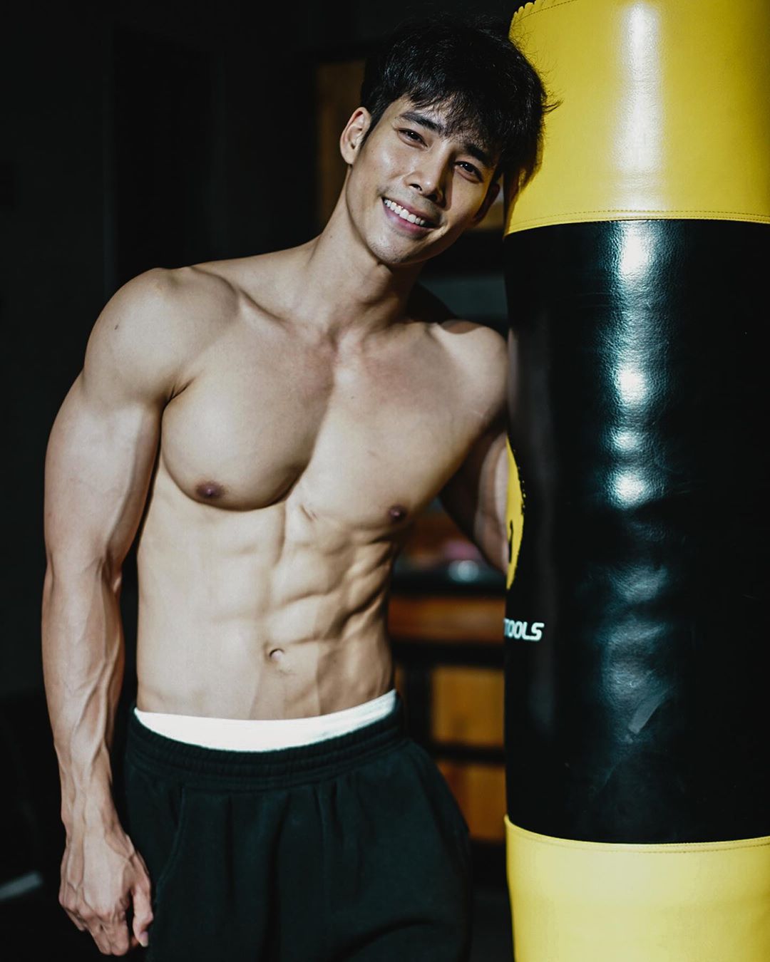 “สเปน” ลงสนามบอลโลกนัดแรก / “เด่นคุณ” หวังนักเตะไทยได้ไปบอลโลก (มีคลิป) “สเปน” ลงสนามบอลโลกนัดแรก / “เด่นคุณ” หวังนักเตะไทยได้ไปบอลโลก (มีคลิป)