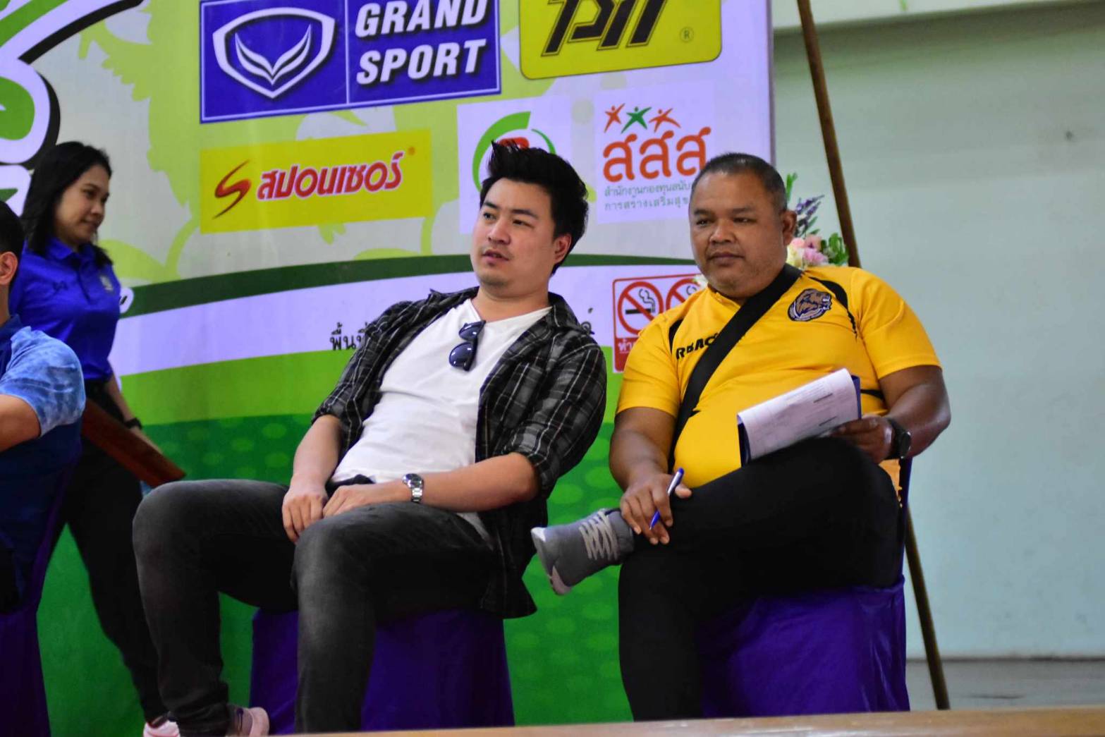 มนต์ชัย อุณหกะ กับการปลุกชีพลูกยางสาวอาร์แบค ซิวแชมป์กีฬามหาวิทยาลัย 67 มนต์ชัย อุณหกะ กับการปลุกชีพลูกยางสาวอาร์แบค ซิวแชมป์กีฬามหาวิทยาลัย 67