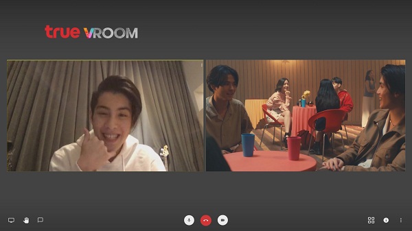 คุยสด! “เจ้านาย” ส่งเพลง“แปะหัวใจ” สุดเขินจิ้น จูเน่ (มีคลิป) คุยสด! “เจ้านาย” ส่งเพลง“แปะหัวใจ” สุดเขินจิ้น จูเน่ (มีคลิป)