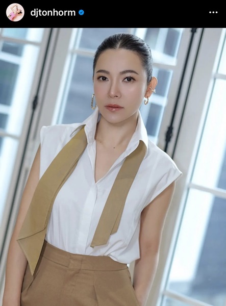 ต้นหอม เป็นโรคผิวหนังประหลาด หมอตัดชิ้นเนื้อไปวิจัย แต่ยังไม่รู้สาเหตุ ต้นหอม เป็นโรคผิวหนังประหลาด หมอตัดชิ้นเนื้อไปวิจัย แต่ยังไม่รู้สาเหตุ