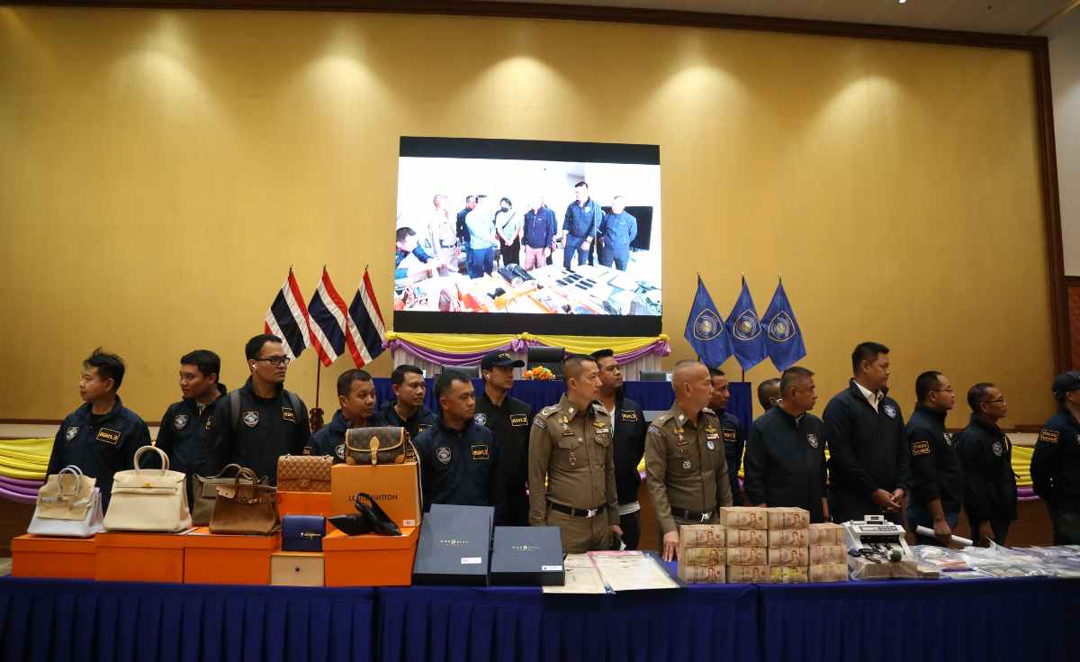 ทลาย 2 เว็บพนันบอลยูโร ยึดทรัพย์เกือบ 300 ล้าน 