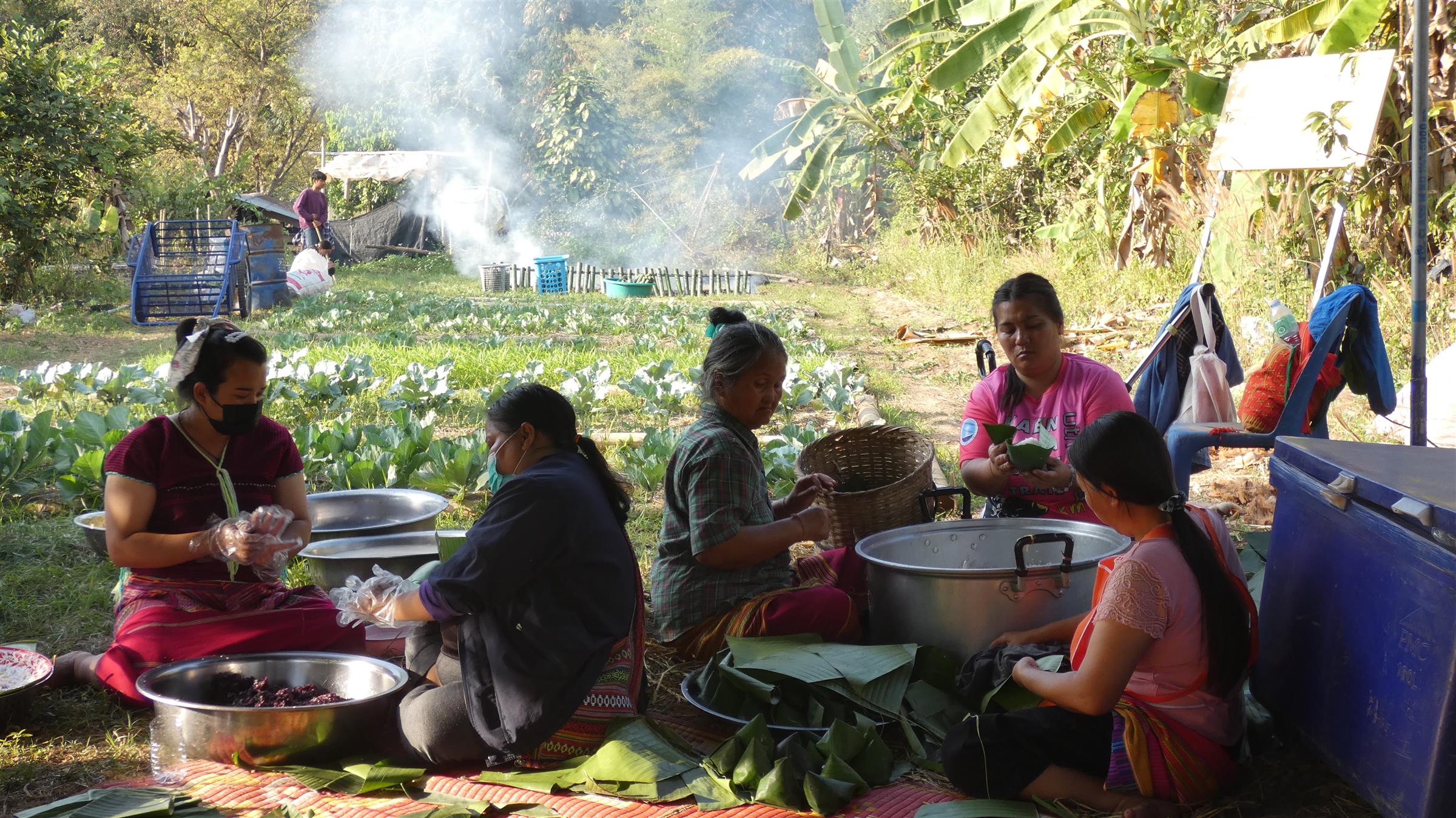 ฝีมือคนรุ่นใหม่! “ครัวกะเหรี่ยงเชอยิเก่อ”  สืบสานภูมิปัญญาชาวบ้าน “แก่นมะกรูด”