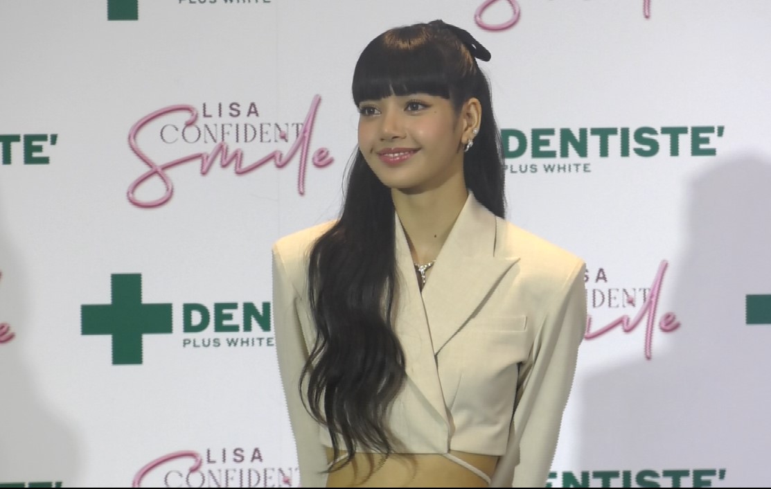 สุดสุดปัง !! ลิซ่า - ใหม่ โชว์หน้าท้องแบนราบ สุดสุดปัง !! ลิซ่า - ใหม่ โชว์หน้าท้องแบนราบ