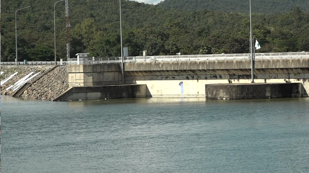 เขื่อนอุบลรัตน์ ลดการระบายน้ำ หลังน้ำไหลเข้าเขื่อนลดลง ถึง 19 ต.ค.นี้ เขื่อนอุบลรัตน์ ลดการระบายน้ำ หลังน้ำไหลเข้าเขื่อนลดลง ถึง 19 ต.ค.นี้