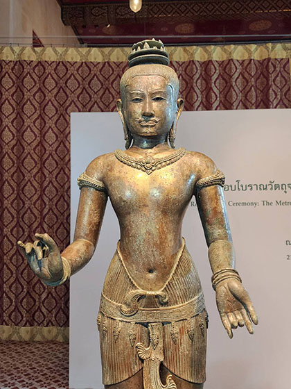 นักวิชาการไขปริศนา เครื่องประดับติดมากับ ‘โกลเด้นบอย’ มีอยู่จริงหรือ? 