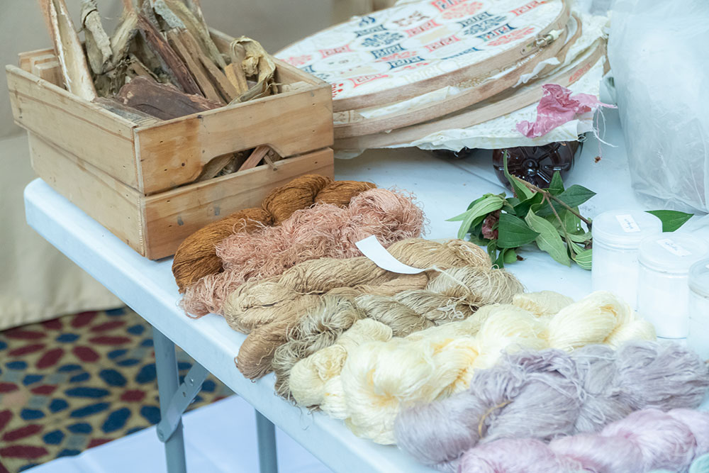 จังหวัดปัตตานีรวมจุดเด่นอัตลักษณ์พื้นถิ่น ผ้าบาติก ทุกรูปแบบสู่ตลาดสากล จังหวัดปัตตานีรวมจุดเด่นอัตลักษณ์พื้นถิ่น ผ้าบาติก ทุกรูปแบบสู่ตลาดสากล