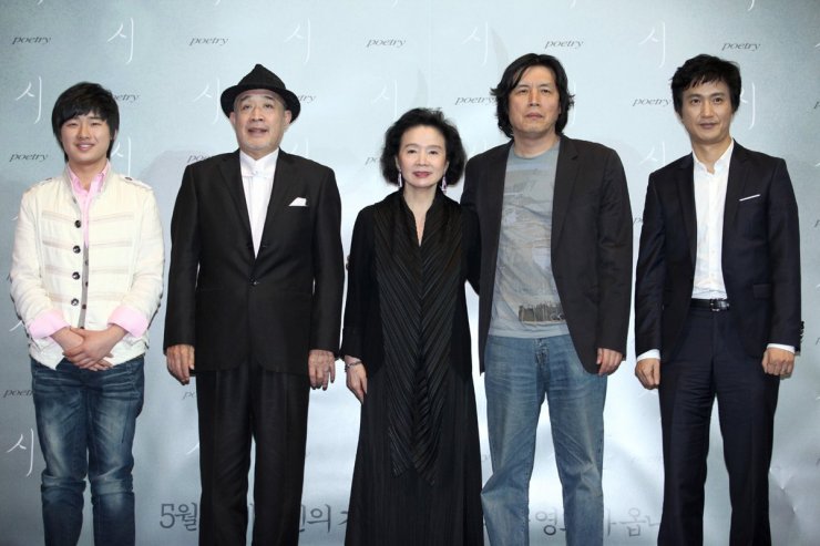 สุดอาลัย ‘ยุนจองฮี’!! นักแสดงอาวุโสเกาหลี เสียชีวิตวัย78ปี หลังป่วยอัลไซเมอร์มานาน สุดอาลัย ‘ยุนจองฮี’!! นักแสดงอาวุโสเกาหลี เสียชีวิตวัย78ปี หลังป่วยอัลไซเมอร์มานาน