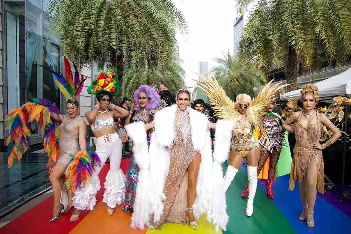 นายกเปิดเทศกาลบางกอกไพรด์เฟสติวัล ยิ่งใหญ่ฉลองกฏหมายสมรสเท่าเทียม นายกเปิดเทศกาลบางกอกไพรด์เฟสติวัล ยิ่งใหญ่ฉลองกฏหมายสมรสเท่าเทียม