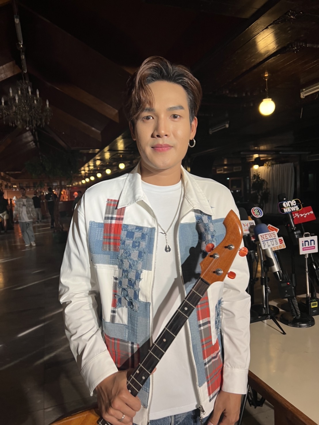 ลำเพลิน วงศกร เผยต่อสายตรงหา โจอี้ รับตนเคยเจอเหตุการณ์แฟนเพลงปาเงินใส่ 