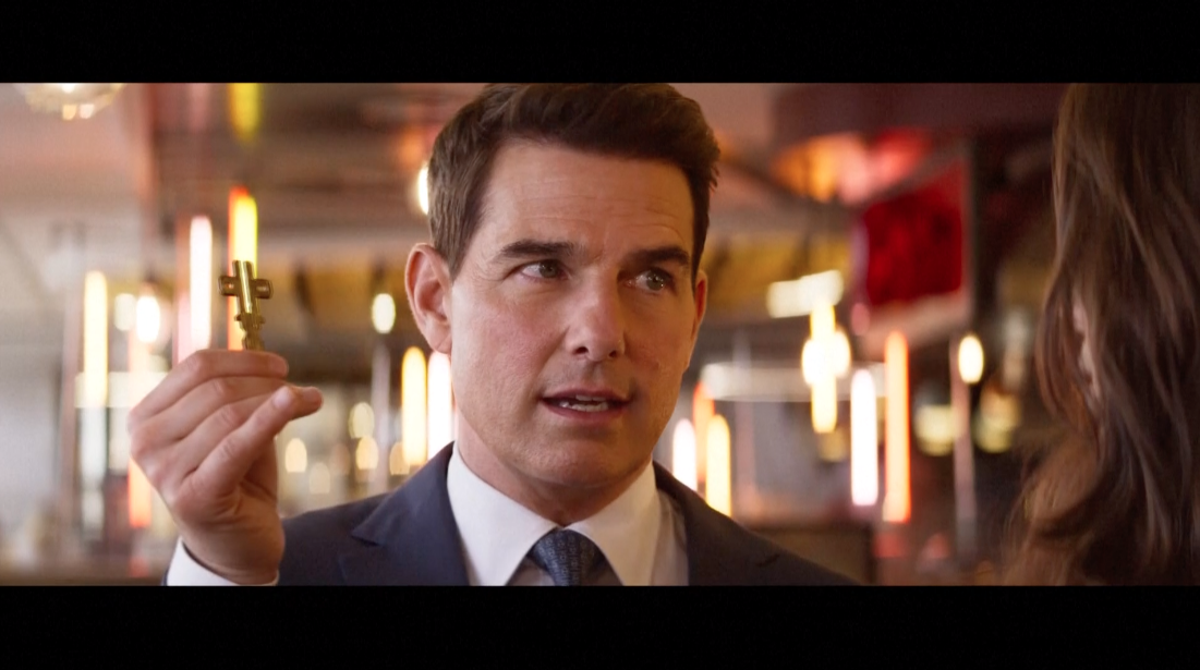 หวาดเสียวสุดๆ!! 'ทอม ครูซ' ซิ่งสองล้อข้ามสะพานขาดดิ่งหน้าผาใน Mission: Impossible 7