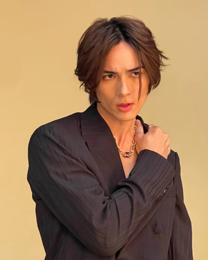 แฮปปี้มากนะ! แน็ก ชาลี สลัดลุคเป็นหนุ่มหล่อ แต่ถูกทักเป็นตัวปลอม