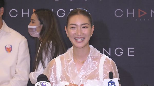 แพนเค้ก  ชีวิตแต่งงานยังต้องปรับตัว เผย แม่แพม อยากได้ลูกแฝด  (มีคลิป)