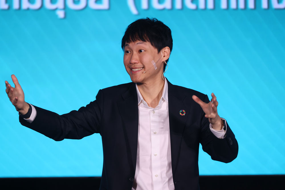 จิรายุส ถอดรหัส 3 ระยะ AI Transformation สู่ยุค Digital Human | TNN Tech Forum 2024