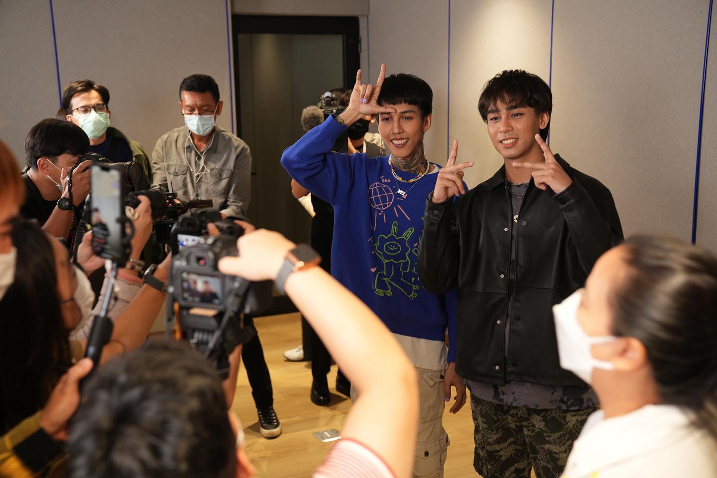 “Paper Planes” เปิดตัวซิงเกิลใหม่พร้อม Exhibition ครั้งแรก