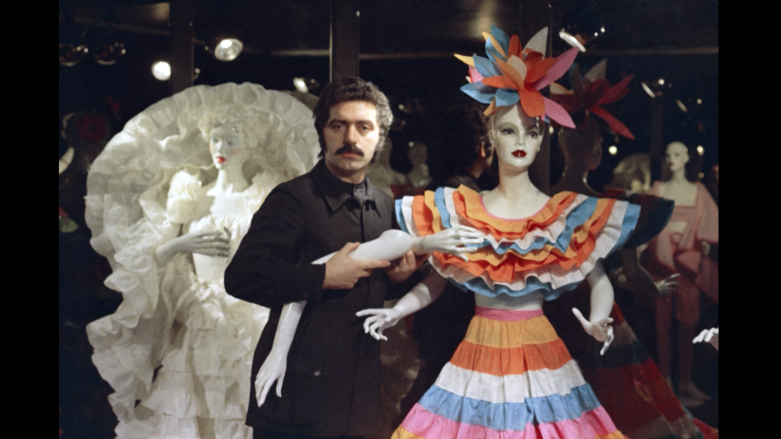 สิ้น 'Paco Rabanne'!! ดีไซเนอร์ระดับตำนานชาวสเปน ขวัญใจเซเลบสายชิคทั่วโลก สิ้น 'Paco Rabanne'!! ดีไซเนอร์ระดับตำนานชาวสเปน ขวัญใจเซเลบสายชิคทั่วโลก