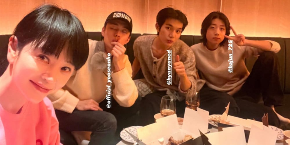 เสด็จแม่แฮปปี้!! ‘คิมฮเยซู’ ปาร์ตี้กับลูกชายในซีรีส์ ‘ใต้ร่มราชินี’ ครบทีม เสด็จแม่แฮปปี้!! ‘คิมฮเยซู’ ปาร์ตี้กับลูกชายในซีรีส์ ‘ใต้ร่มราชินี’ ครบทีม