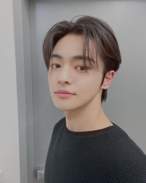 LEO ลา Trainee A!! คาด ‘ยอร์ช ยงศิลป์’ และเพื่อนร่วมวงเลื่อนเดบิวต์ออกไปอีก LEO ลา Trainee A!! คาด ‘ยอร์ช ยงศิลป์’ และเพื่อนร่วมวงเลื่อนเดบิวต์ออกไปอีก