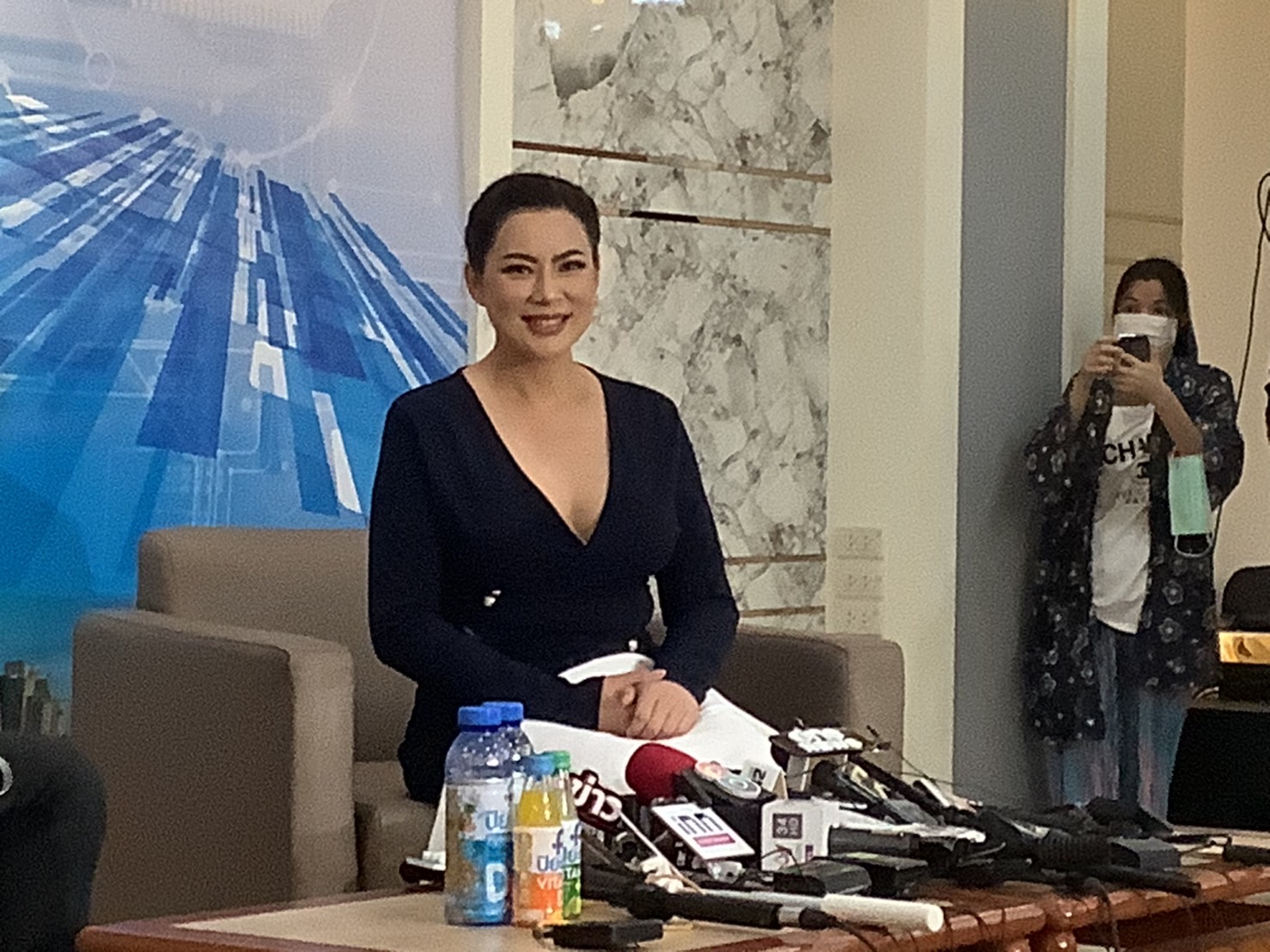 บุ๋ม ปนัดดา เผยวินาทีแรก ที่เห็นหน้าลูกชาย น้องอเล็กซ์ 