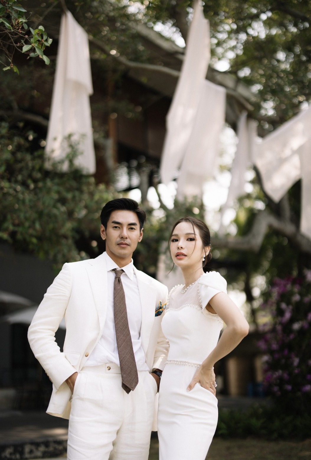 สละโสดแล้ว “หญิง เดอะสตาร์” ควงหนุ่มนักธุรกิจ เข้าพิธีหมั้น ท่ามกลางบรรยากาศแสนอบอุ่น สละโสดแล้ว “หญิง เดอะสตาร์” ควงหนุ่มนักธุรกิจ เข้าพิธีหมั้น ท่ามกลางบรรยากาศแสนอบอุ่น