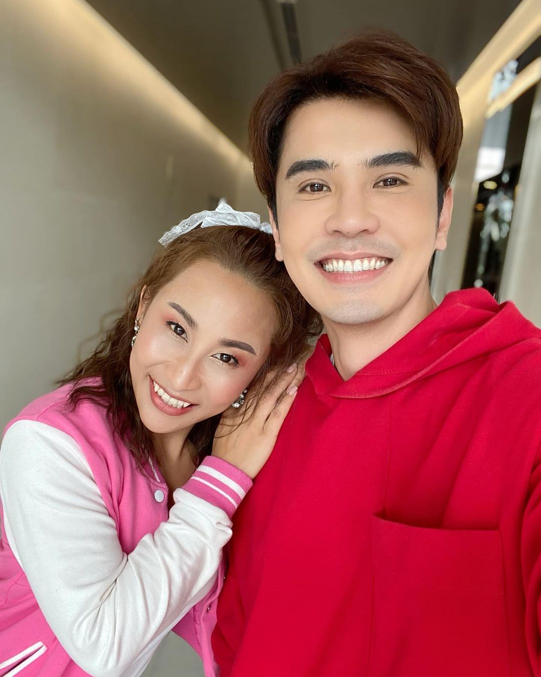 ลือหนัก! เล็ก-ลาล่า ย่องเงียบแต่งงานต่างจังหวัด 