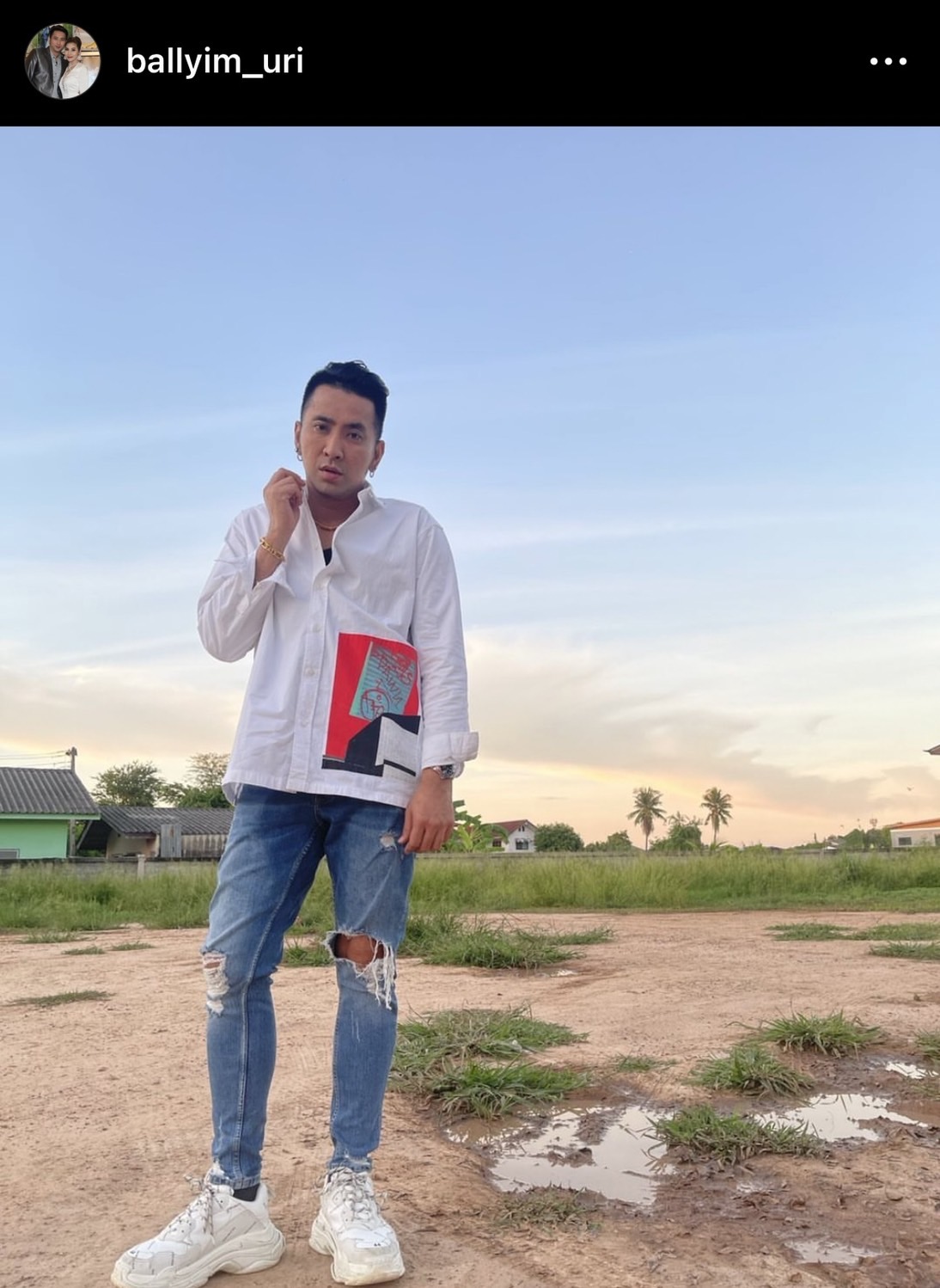 บอล เชิญยิ้ม ชื่นใจ ลูกสาวใส่ชุดครุยรับปริญญา เผยพ่อส่งถึงฝั่งแล้ว บอล เชิญยิ้ม ชื่นใจ ลูกสาวใส่ชุดครุยรับปริญญา เผยพ่อส่งถึงฝั่งแล้ว