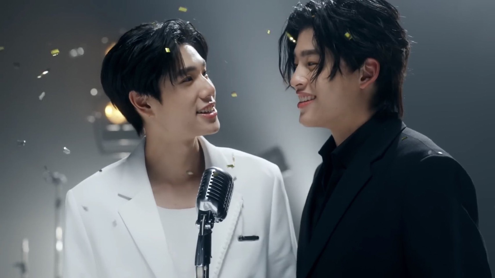 ซิงเกิลคู่มาแล้ว ปอนด์-ภูวิน มาแรง พาแฮชแท็กขึ้นเทรนด์อย่างรวดเร็ว!