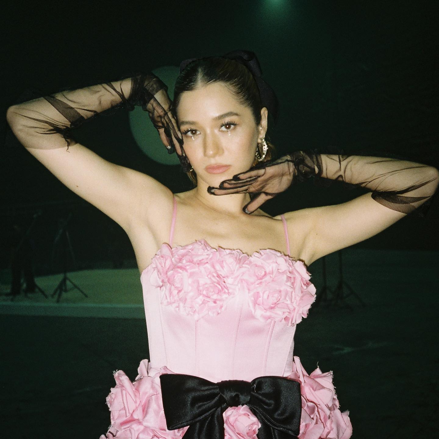 วี วิโอเลต โชว์หน้าสด โอดทำงานหนักแทบไม่มีเวลาพัก ล วี วิโอเลต โชว์หน้าสด โอดทำงานหนักแทบไม่มีเวลาพัก ล