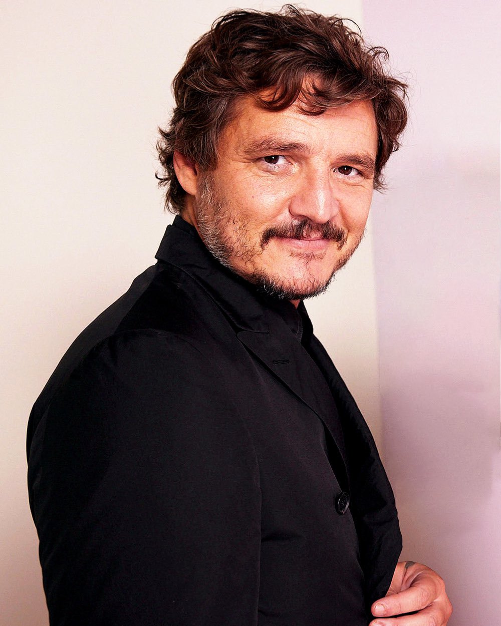 ตอนจบเป็นเหตุ!! 'เปโดร ปาสคาล' แห่ง Game of Thrones เซลฟี่จนตาติดเชื้อ ตอนจบเป็นเหตุ!! 'เปโดร ปาสคาล' แห่ง Game of Thrones เซลฟี่จนตาติดเชื้อ