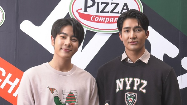 “เอิร์ท – มิกซ์” สุดปังซื้อบ้าน – รถ ให้เป็นของขวัญตัวเอง  (มีคลิป)