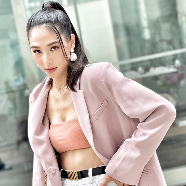 บูม สุภาพร แบกต่อไม่ไหว ตัดสินใจประกาศขายรถหรู บูม สุภาพร แบกต่อไม่ไหว ตัดสินใจประกาศขายรถหรู