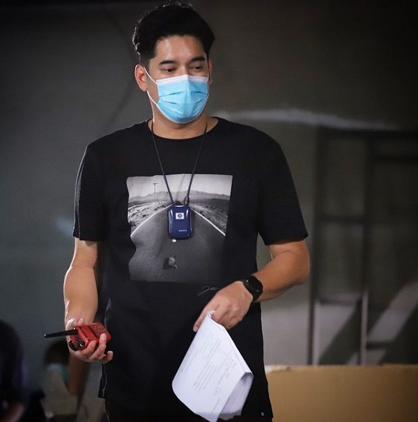 “วี วีรภาพ” เผย มุมมองความรัก ในวัย 42 ปี ยังไม่คิดมีครอบครัว (มีคลิป) “วี วีรภาพ” เผย มุมมองความรัก ในวัย 42 ปี ยังไม่คิดมีครอบครัว (มีคลิป)
