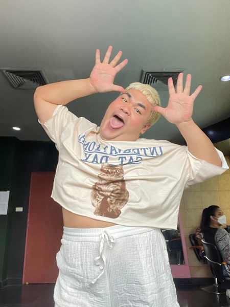 ปิงปอง เล่าเรื่องขนหัวลุก หลัง หมอบี ทูตสื่อวิญญาณ ทักมีสาวที่เป็นข่าวกระโดดน้ำเสียชีวิตอยู่ใกล้ๆ ปิงปอง เล่าเรื่องขนหัวลุก หลัง หมอบี ทูตสื่อวิญญาณ ทักมีสาวที่เป็นข่าวกระโดดน้ำเสียชีวิตอยู่ใกล้ๆ