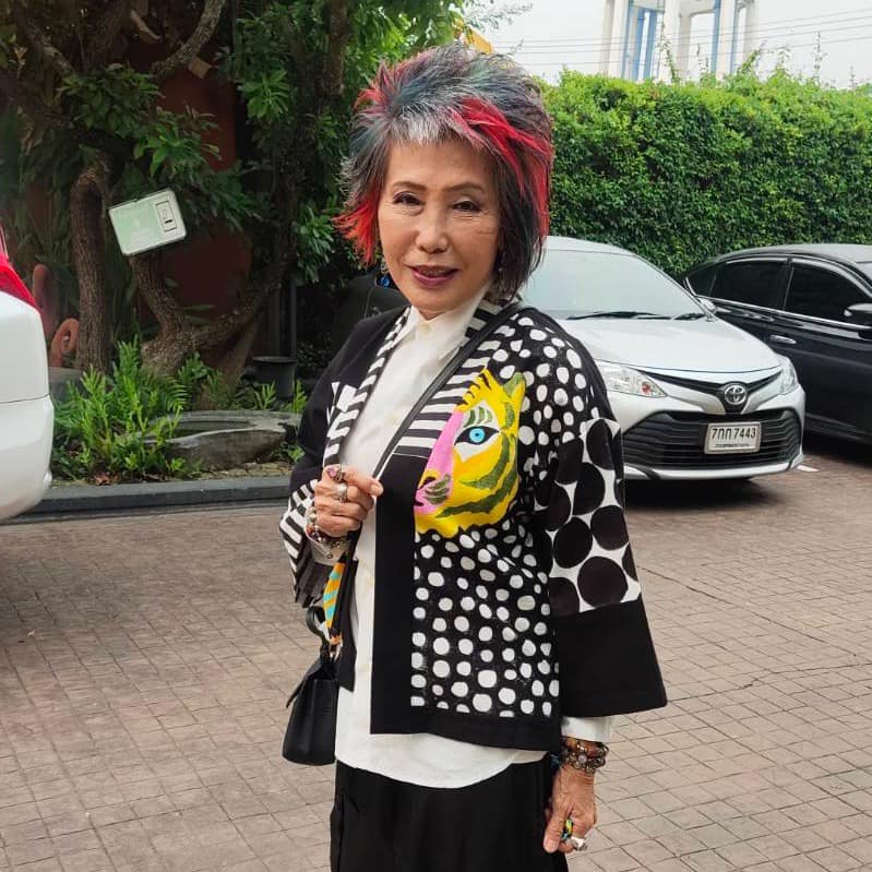 หมอพรทิพย์ เคลื่อนไหว เป็นปริศนาธรรม หมั่นทำความดี อย่าให้ความชั่วครอบงำ หมอพรทิพย์ เคลื่อนไหว เป็นปริศนาธรรม หมั่นทำความดี อย่าให้ความชั่วครอบงำ