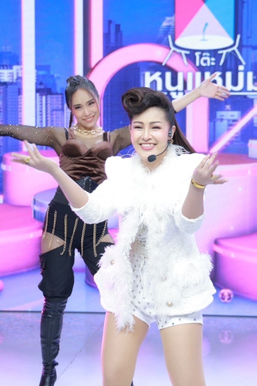 “หญิงลี” เผยเคยแตกหักกับพี่น้องจนทำพ่อแม่เสียใจ พร้อมอัปเดตอาการซึมเศร้า “หญิงลี” เผยเคยแตกหักกับพี่น้องจนทำพ่อแม่เสียใจ พร้อมอัปเดตอาการซึมเศร้า