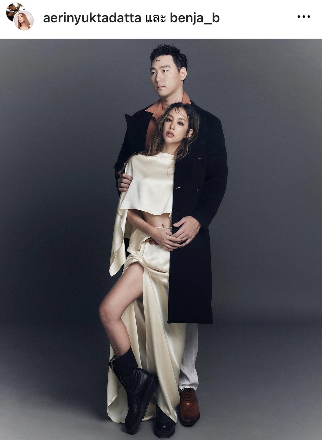 ตั๊ก บงกช ร่วมยินดีโพสต์การ์ดแต่งงาน แอริน-เบญ