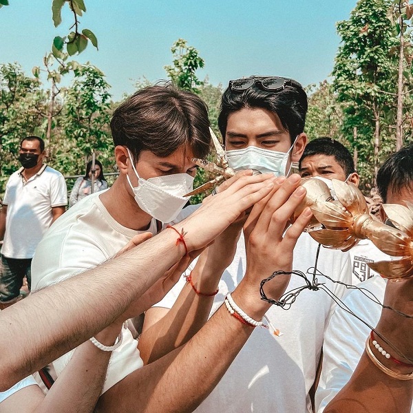 มิกค์ ทองระย้า รับ เข้าสายมูแล้ว เผย รู้สึกสบายใจทุกครั้งที่ได้ทำบุญ (มีคลิป) มิกค์ ทองระย้า รับ เข้าสายมูแล้ว เผย รู้สึกสบายใจทุกครั้งที่ได้ทำบุญ (มีคลิป)